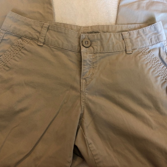 maurices chino pants